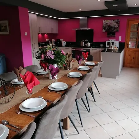 Дом отдыха Bastogne Maison De Avec Sauna Bertogne